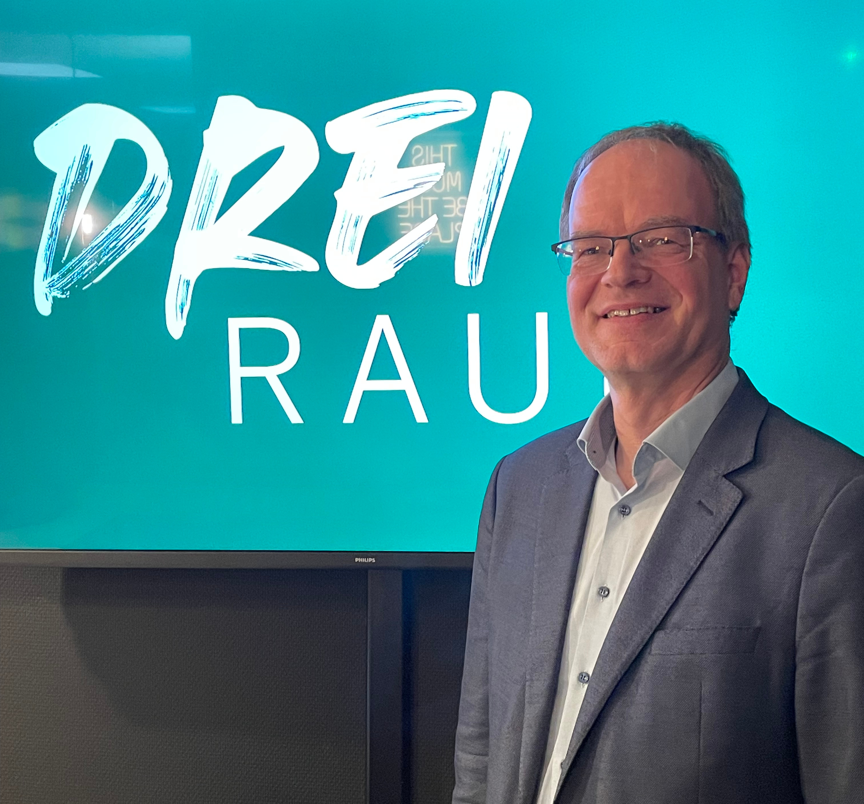 Nils Schöche im Dreiraum